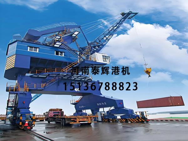 船载门座式起重机可适应不同船舶类型吗